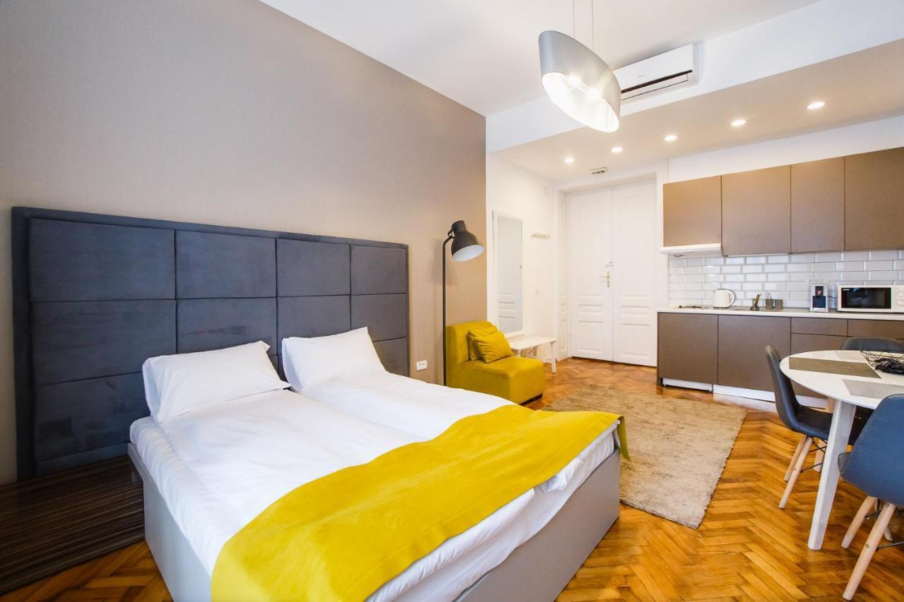 Eat It Cozy Downtown Apartments Oradea Exterior foto